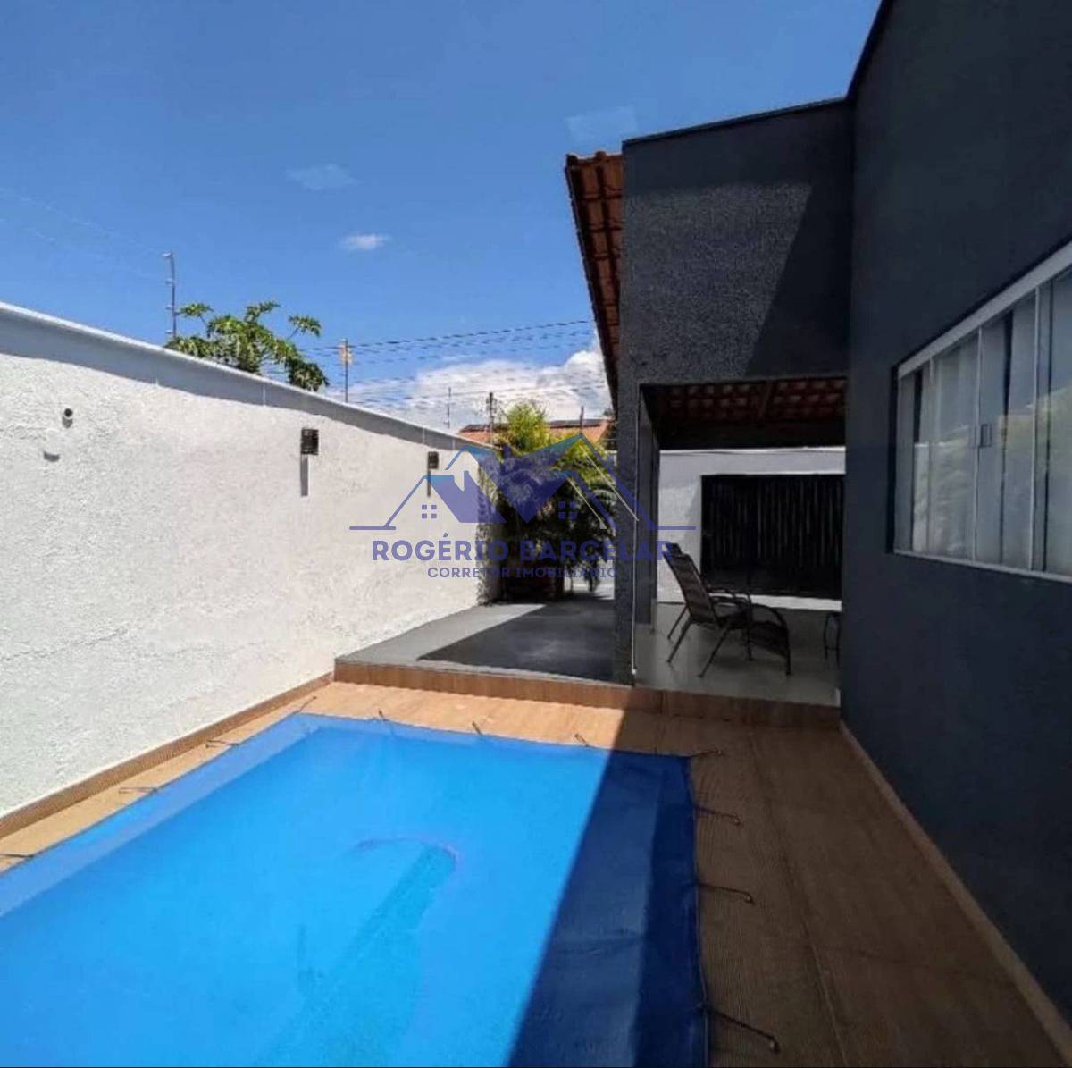 Casa de 2 Quartos, sendo os 2 suites a venda no Setor Parque Real - Caldas Novas