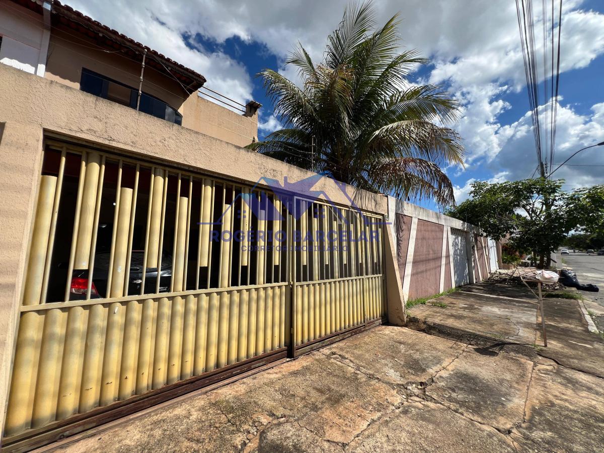 Oportunidade a venda - Sobrado 4/4 no Itanhangá 1